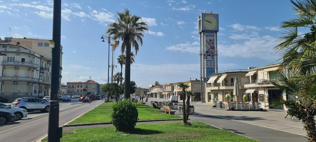 Suite Carducci Viareggio Exterior foto